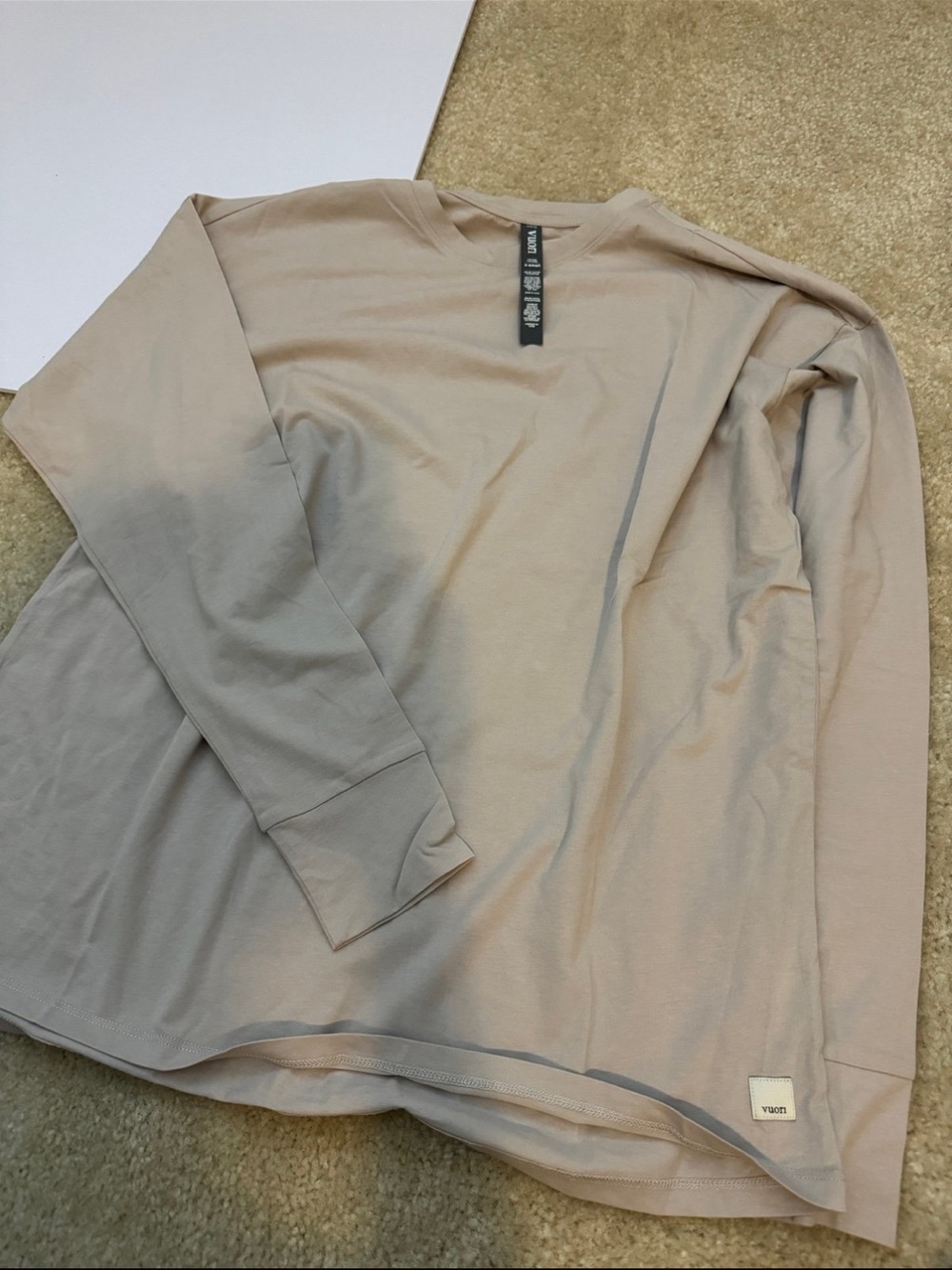 Vuori Long-Sleeve Crewneck Shirt in Light Beige